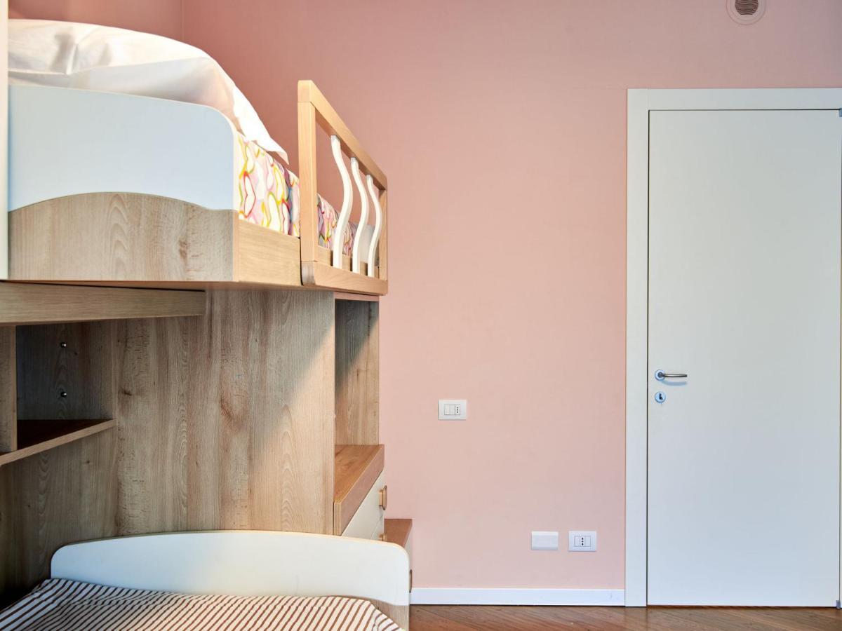 Apartment Promessi Sposi By Interhome Lecco Eksteriør billede